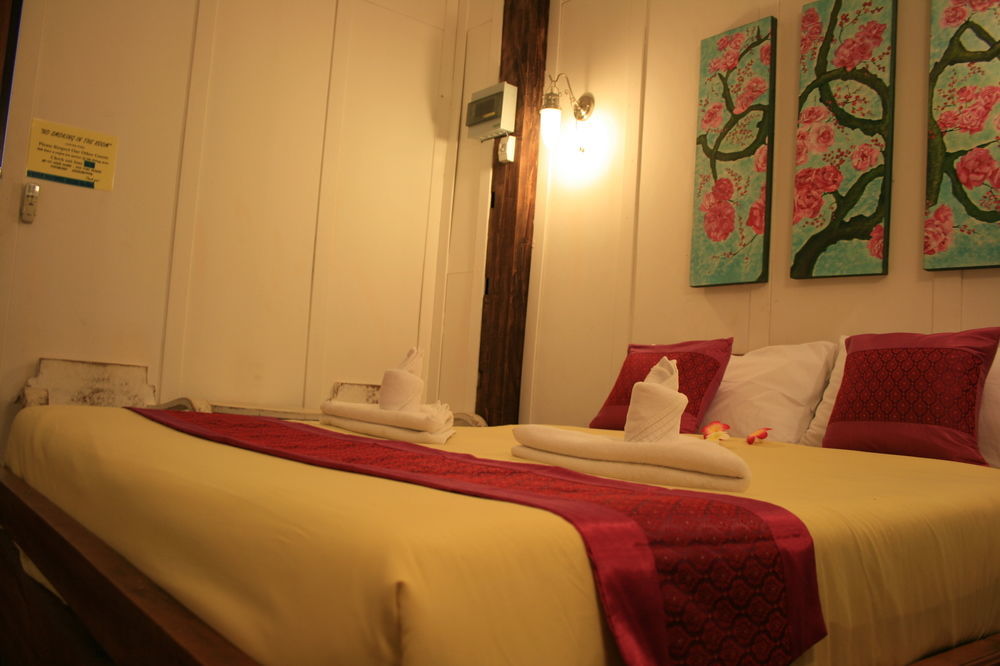 Paifah Boutique House Hotel Exterior photo