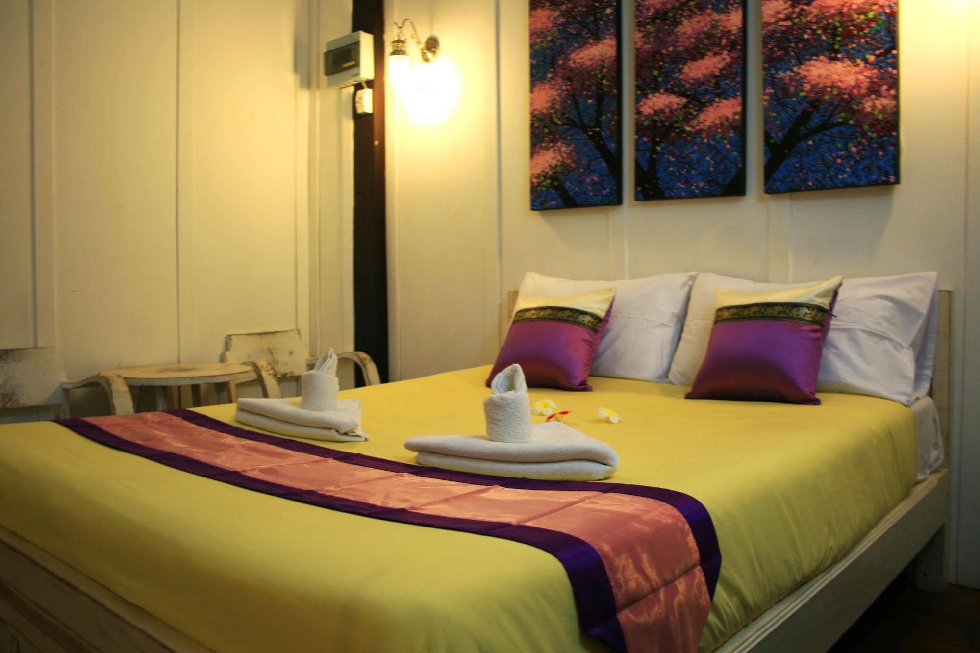 Paifah Boutique House Hotel Exterior photo