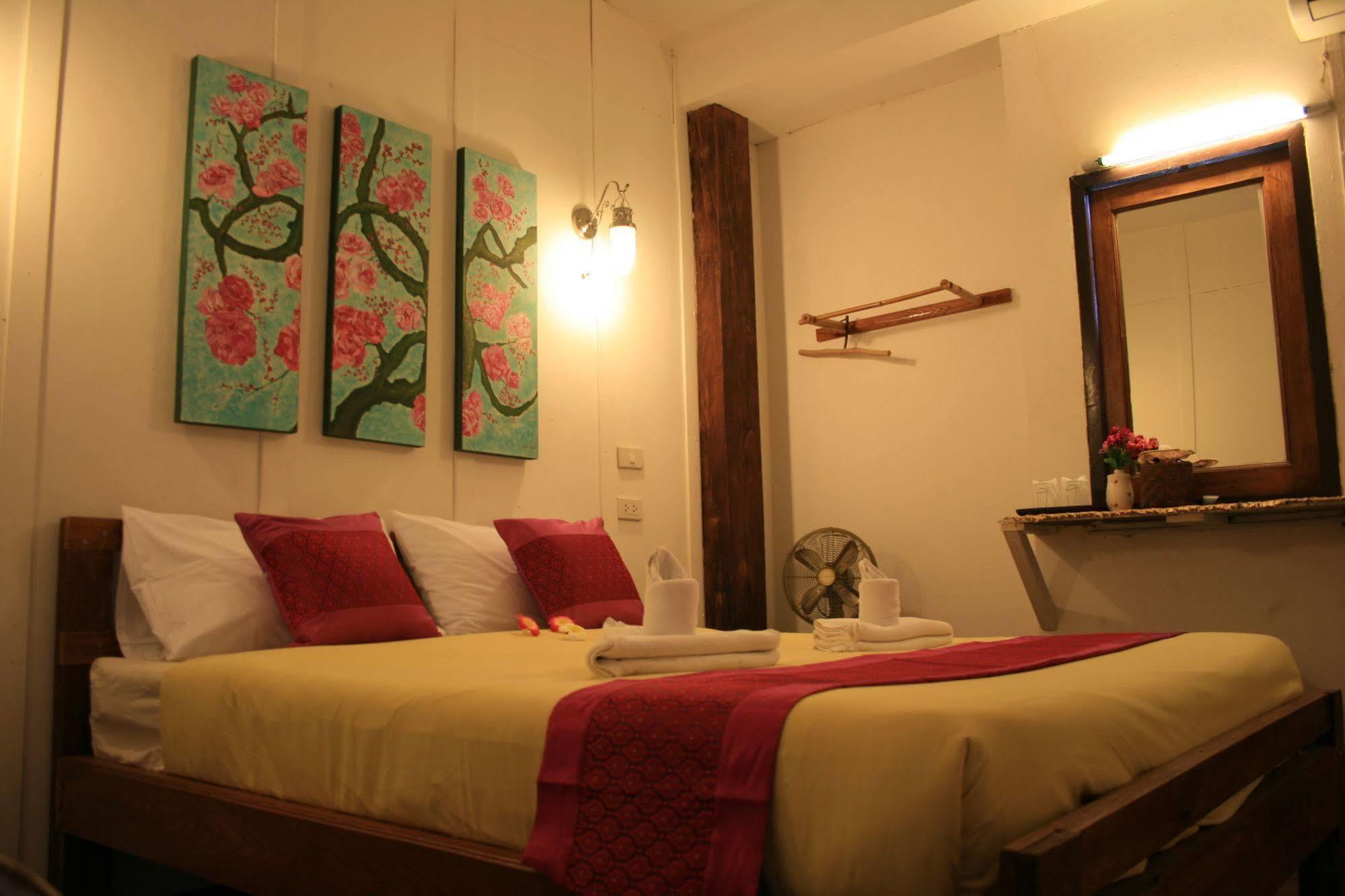 Paifah Boutique House Hotel Exterior photo